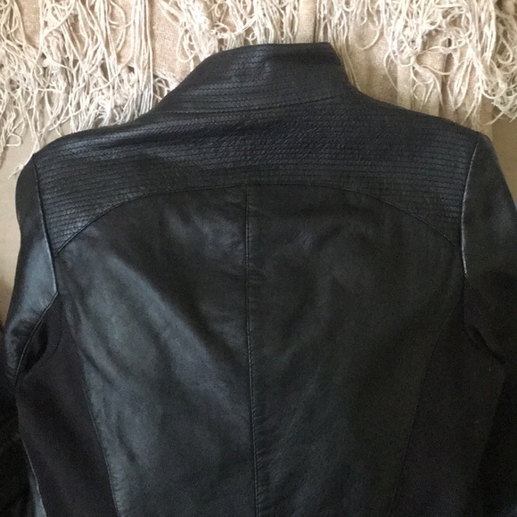 EUC 💯LEATHER/KNIT Jacket - Picture 5 of 8